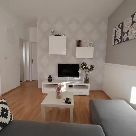 Karla I Ivano