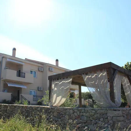 Karla I Ivano *